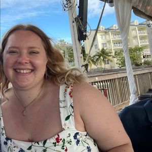 Meet your Posher, Veronica